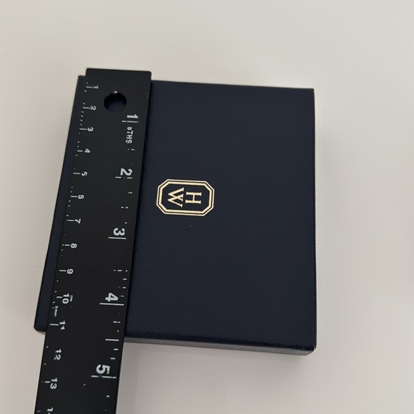 Harry Winston Gift Boxes ONLY in Excellent condition - Picture 5 of 6